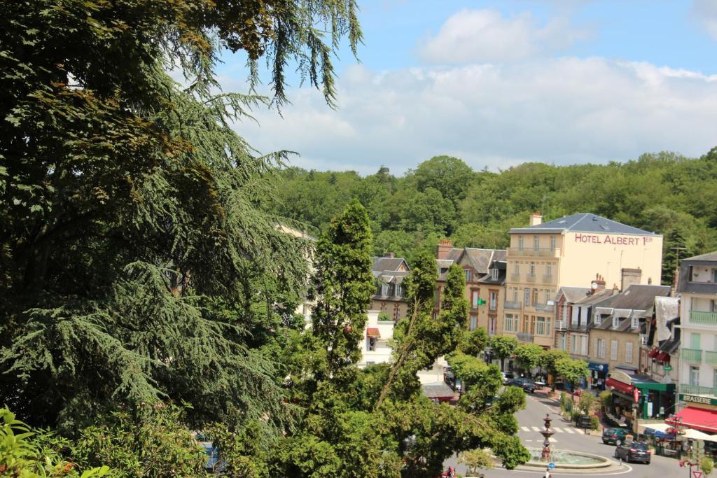 Albert Premier Hotel Bagnoles de l'Orne Normandie Exterior foto